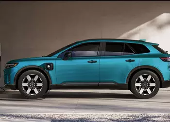 Honda and Acura electric cars will have access to the Tesla Supercharger as early as spring