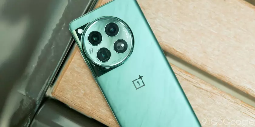 OnePlus 13 может дебютировать 11 ноября