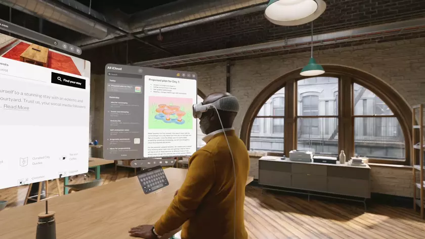 Пояс верности за $3500: покупатели недовольны тем, что Apple Vision Pro не показывает VR-порно