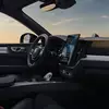 Прев'ю панелі приладів оновленого Volvo XC60 Black Edition