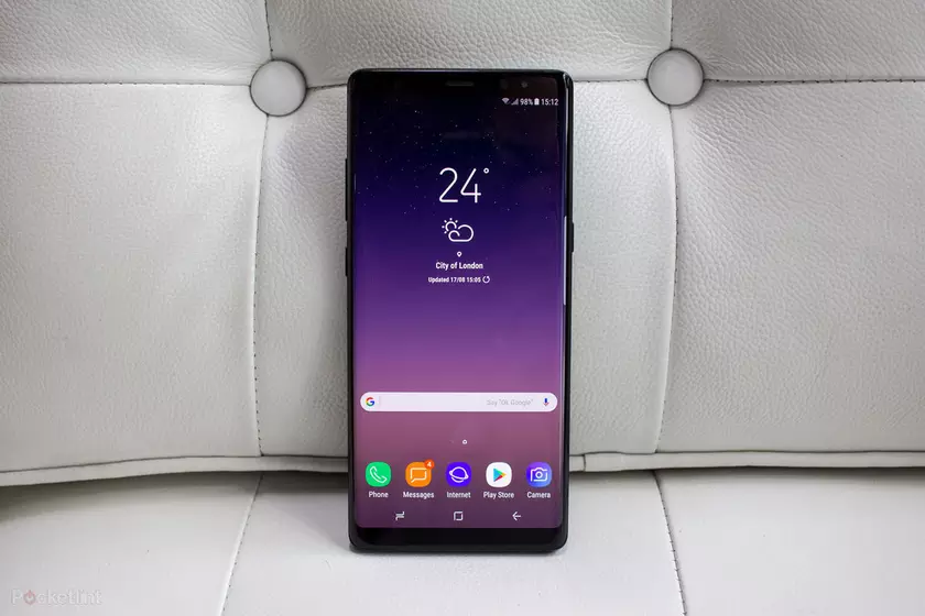 Старый флагман Samsung больше не будет получать обновлений