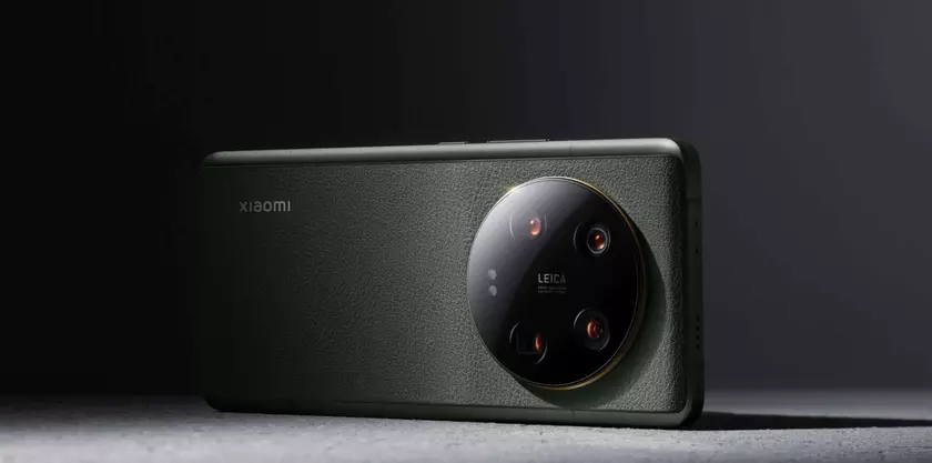 Xiaomi 13 Ultra – Snapdragon 8 Gen 2, четыре 50-МП камеры, 5x зум, 120-Гц дисплей AMOLED TCL C7 и защита IP68 по цене от $875