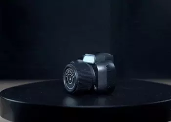 MiniCa: the world's smallest camera weighing just 17g