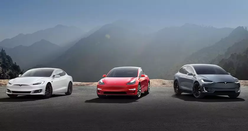 Tesla хочет выпускать ежегодно 20 млн электромобилей, но для этого нужно инвестировать $175 млрд и увеличить ассортимент минимум до 10 моделей