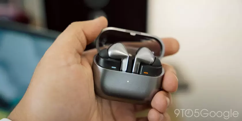 Samsung экспериментирует с идеей интеграции камер в Galaxy Buds