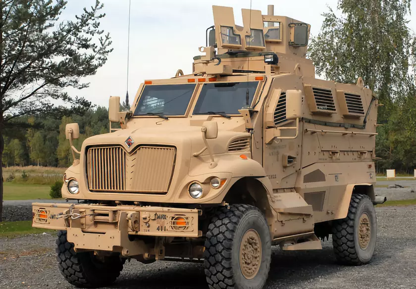 ВСУ используют современные американские бронеавтомобили International MaxxPro