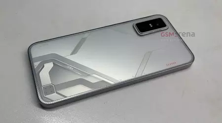 «Живе» фото Infinix GT 30 в новому кольорі Shadow Ash
