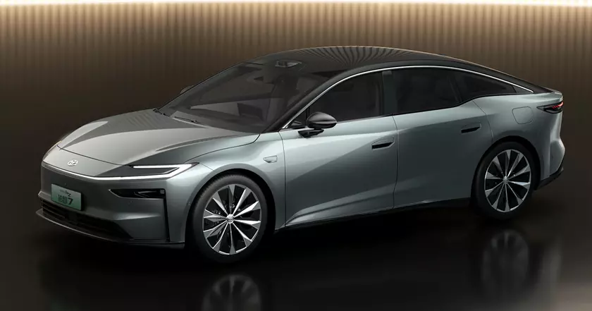 Toyota bZ7: Electrifying the Future of Transport