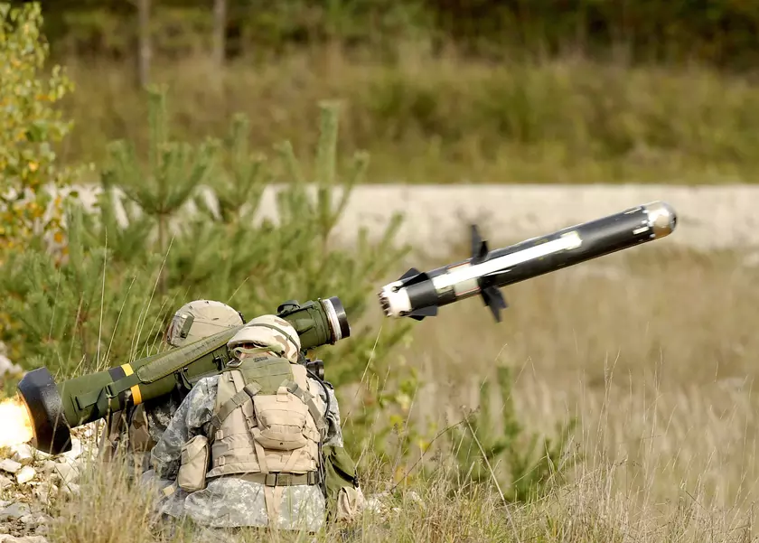 Эффектное видео: ВСУ с помощью ПТРК Javelin уничтожили российскую бронетехнику
