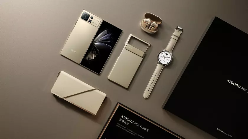 Xiaomi Mix Fold 3 с двумя экранами, чипом Snapdragon 8 Gen 2 и перископической камерой готов к анонсу