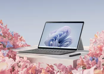 Surface Pro 9 - Intel or Microsoft chips, up to 1TB SSD and up to 20 hours of battery life starting at $1000