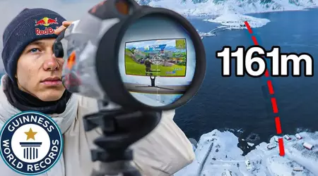 Former eSports player MrSavage killed an opponent in Fortnite battle royale mode at a distance of over 1 kilometre