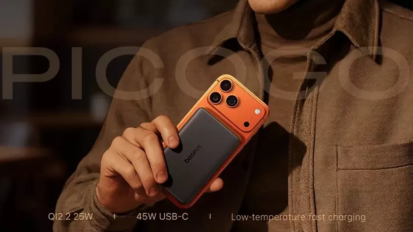 Discover Baseus PicoGo AM52: The Future of Slim Qi2.2 Charging!