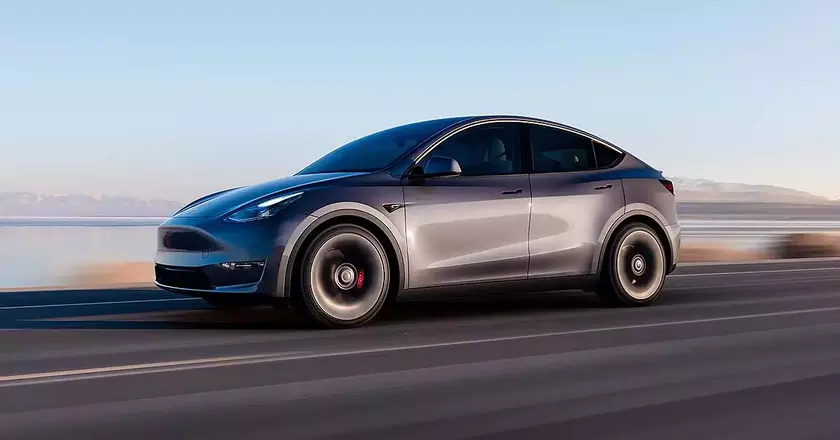 Tesla возобновила поставки электромобилей Model X и Model S в Европу