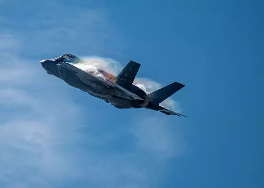 США модернизируют свою армию в Тихом океане новейшими истребителями F-35, чтобы сдерживать Китай