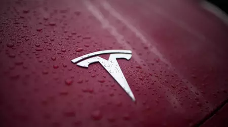 Tesla на узбіччі: прибуток впав на 71%, Маск пообіцяв "повернутися до роботи"