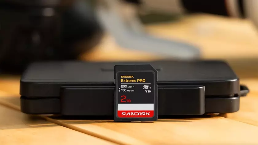 Карта памяти SanDisk Extreme Pro 2 ТБ