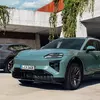 Миниатюра автомобиль на трассе