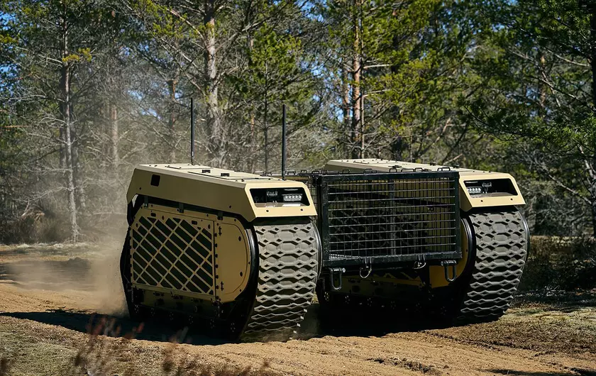 Krauss-Maffei Wegmann и Milrem Robotics передадут Украине 14 роботов THeMIS, они могут доставлять оружие на поле боя и перевозить раненых