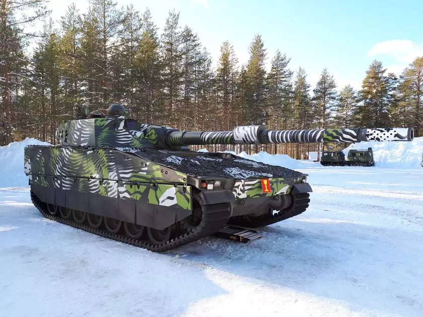 Изучение CV90120-T: Особенности и возможности легкого танка нового поколения