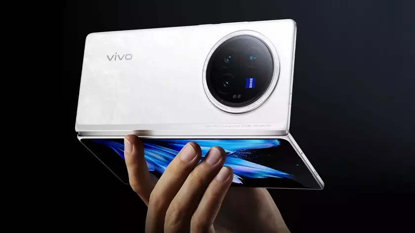 Складной смартфон vivo X Fold 3 Pro с чипом Snapdragon 8 Gen 3 и толщиной корпуса 5.2 мм выйдет за пределами Китая