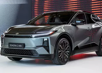 Toyota has unveiled the C-HR+ electric crossover with 57.7 kWh and 77 kWh batteries