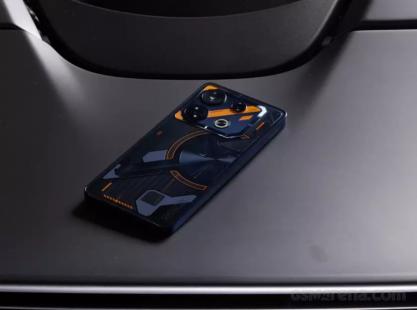 Вот как будет выглядеть Infinix GT 10 Pro: игровой смартфон с дизайном, как у Nothing Phone 2