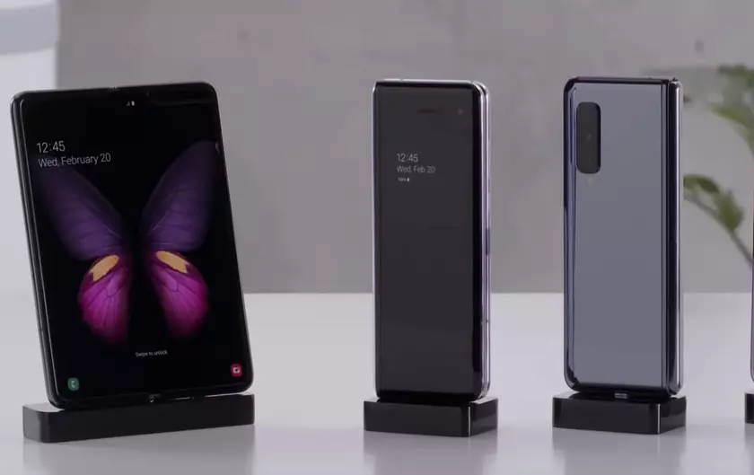 Выпуск откладывается: Samsung аннулирует предзаказы на складной Galaxy Fold