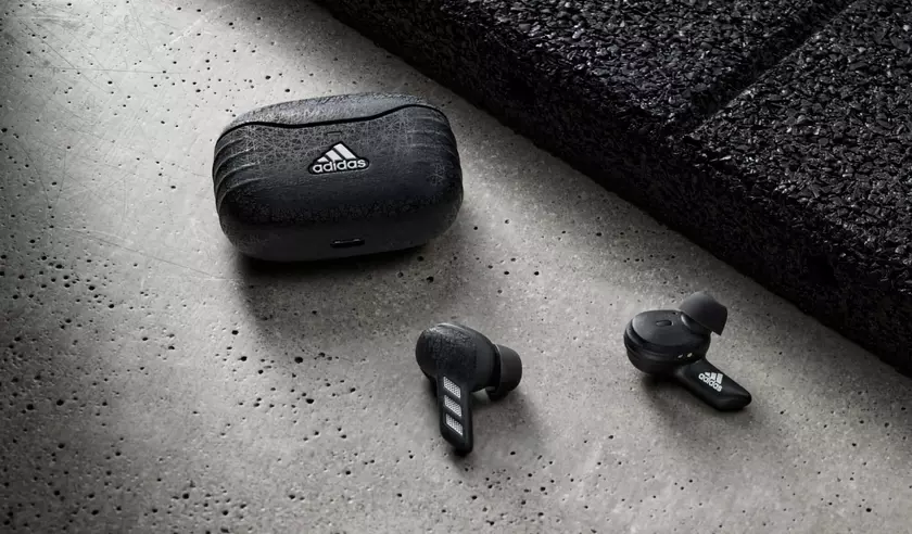 Zound представила три пары TWS-наушников Adidas, цена вопроса — от $99