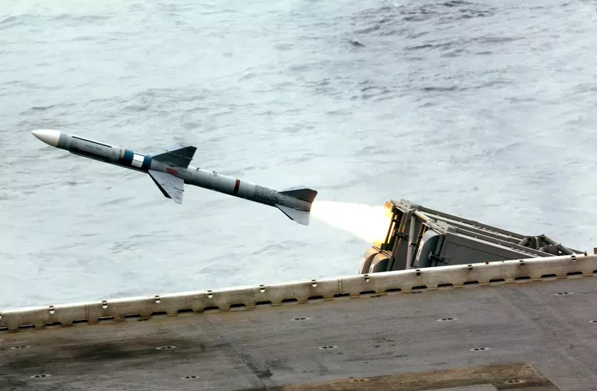 Politico: США передадут Украине ракеты Sea Sparrow класса «земля-воздух» с дальностью поражения целей до 50 км, ВСУ удалось адаптировать их для использования с ЗРК «Бук»