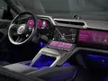 Электрический Porsche Cayenne получил рекордную площадь экранов в салоне