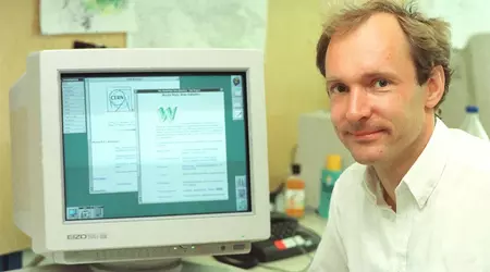 The first website celebrates 34 years: how a modest project at CERN laid the foundations of the global internet