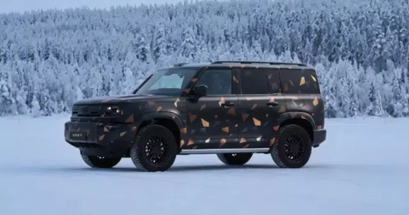 Засекреченная мощь: Geely Galaxy Cruiser в камуфляже