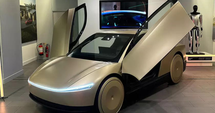 Беспилотное такси Tesla Robotaxi впервые показали в Великобритании