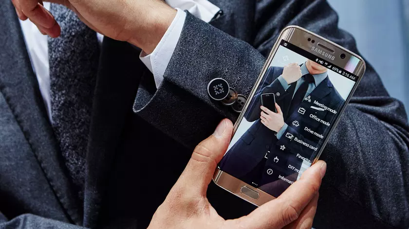 Samsung запатентовала смарт-одежду, генерирующую энергию человека