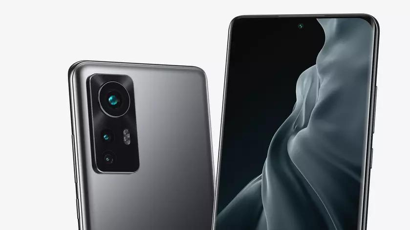 Xiaomi 12 Pro на Snapdragon 8 Gen1 протестировали в Geekbench