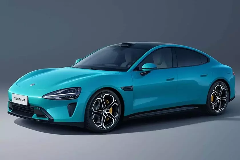 Роботизированная рука Xiaomi подключается к электромобилю