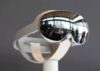 Samsung покоряет смешанную реальность — представлена гарнитура Galaxy XR, которая стала первым устройством на Android XR