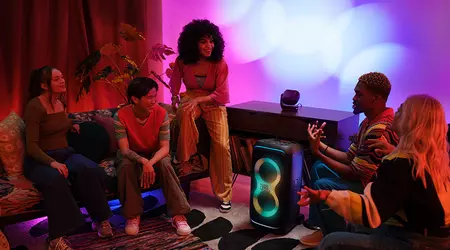 JBL представила нові розумні світильники PartyLight Beam і PartyLight Stick: світло, яке рухається в ритмі музики