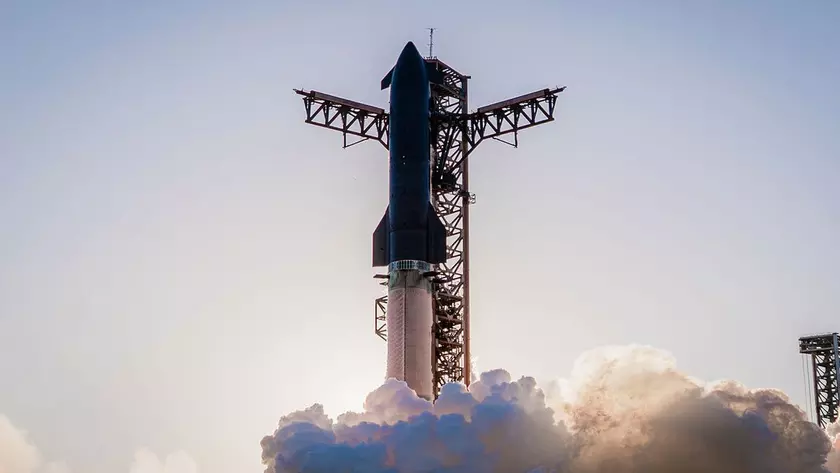 Ракета SpaceX на старте
