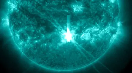 Meteorological people - get ready! A powerful flare has occurred on the Sun, which will cause a large-scale geomagnetic storm on Earth