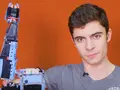 Школьник из Андорры сделал себе протез из LEGO