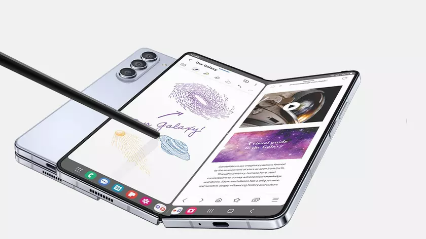 Galaxy Fold 5 начал получать майское обновление безопасности в Индии 