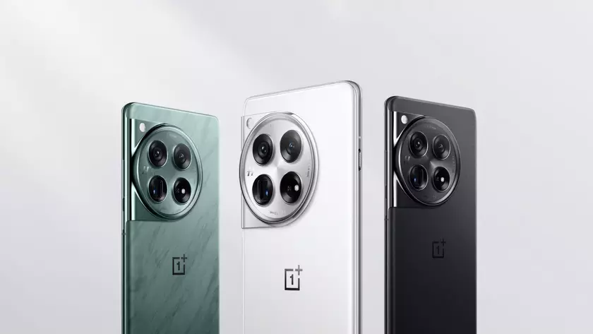 OnePlus 12 получил первое обновление ПО: что нового