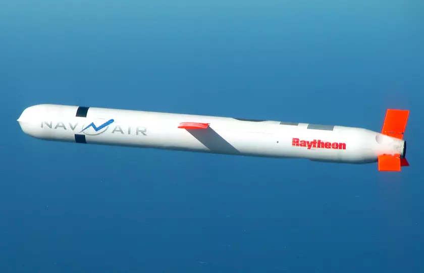 Япония хочет приобрести до 500 американских крылатых ракет Tomahawk, которые могут поражать цели на расстоянии до 1850 км – стоимость контракта может превысить $1 млрд