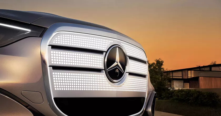 Тизерное изображение: Электрический Mercedes-Benz GLC вскоре выйдет на дорогу