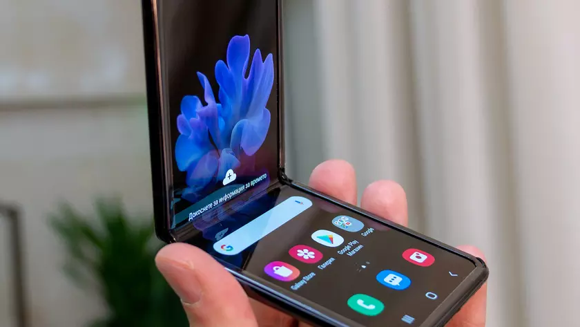 Samsung занимает половину мирового рынка дисплеев для смартфонов