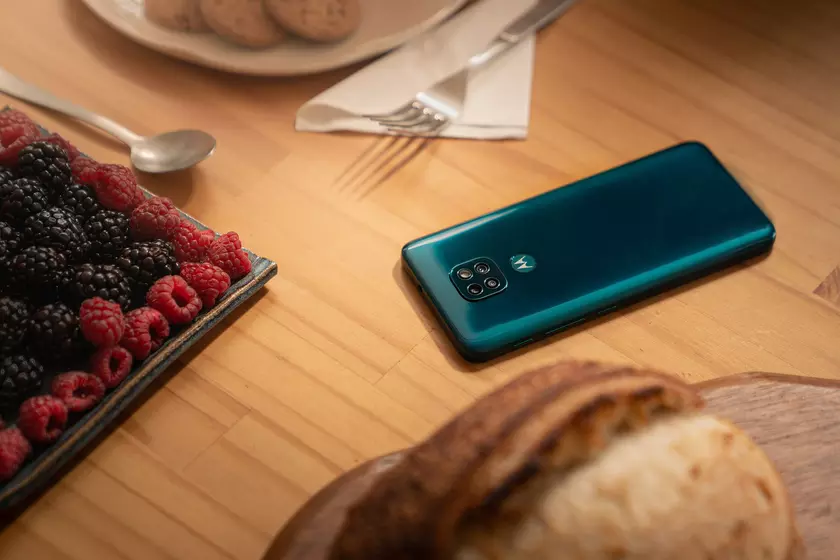 Motorola выпустила Android 11 для Moto G9, Moto G9 Power и Moto G9 Play