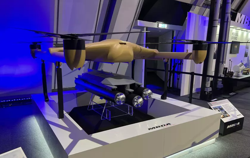 BAE Systems и Malloy Aeronautics показали дрон T-650 с тремя ракетами Brimstone