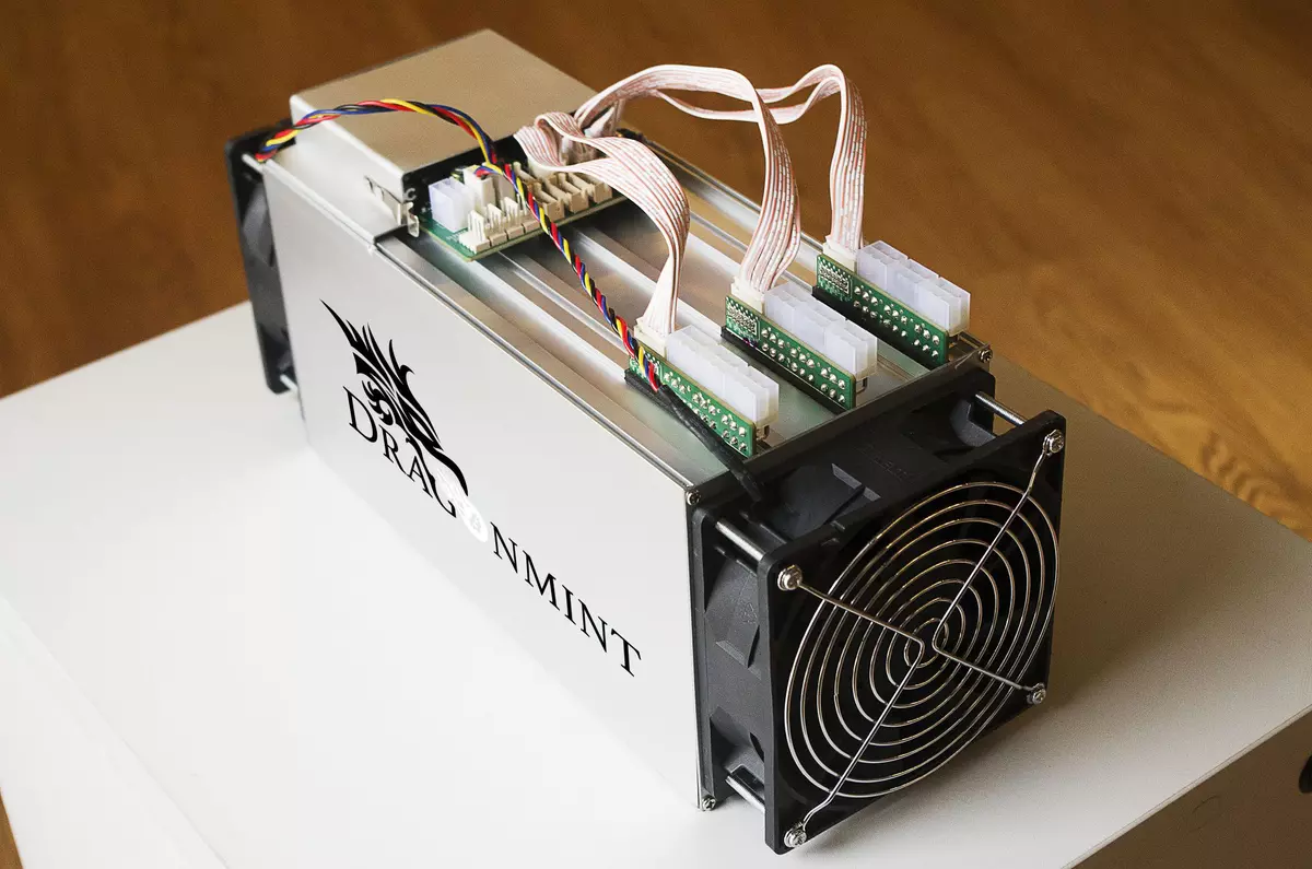 DragonMint 16T